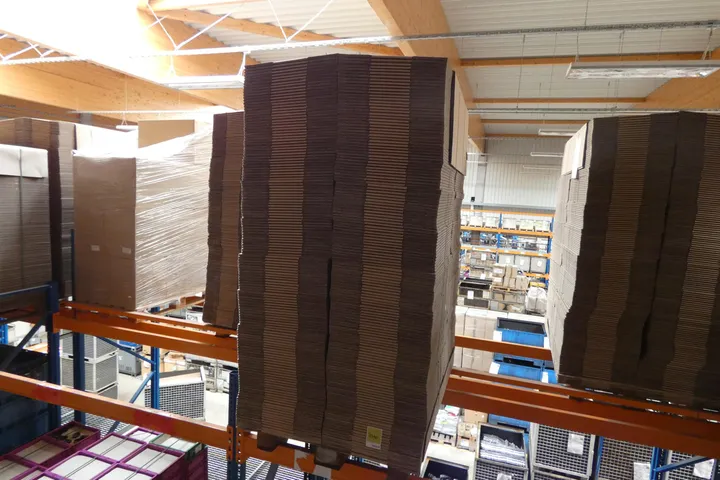 Konvolut Wellpapp-Faltkisten FEFCO 0201 BC braun - Kraftliner 380x285x165mm Umfang: Palette mit Inhalt
